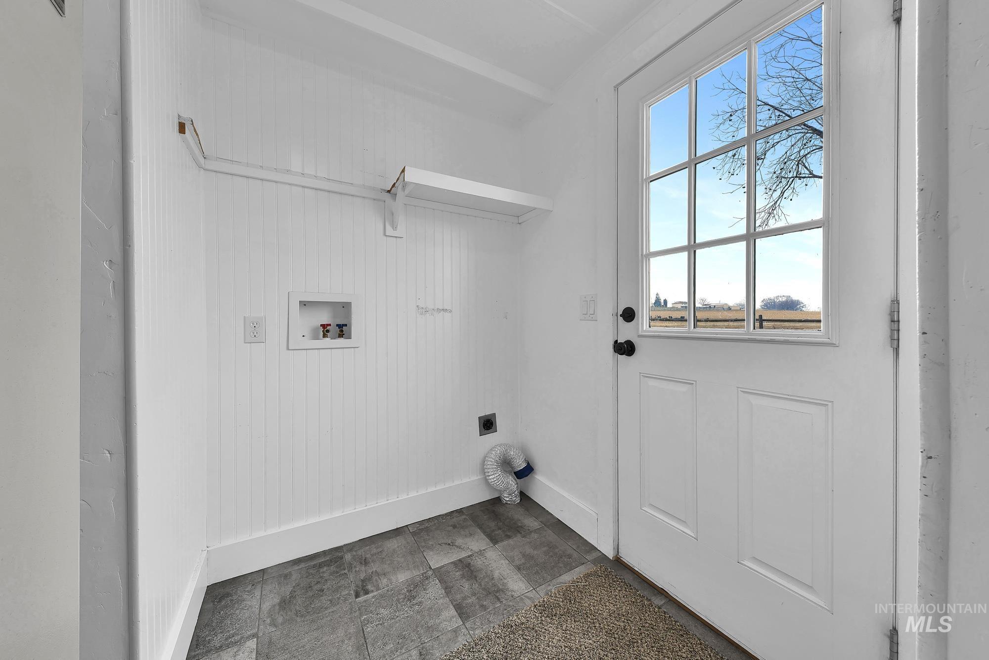 property viewer photo 23
