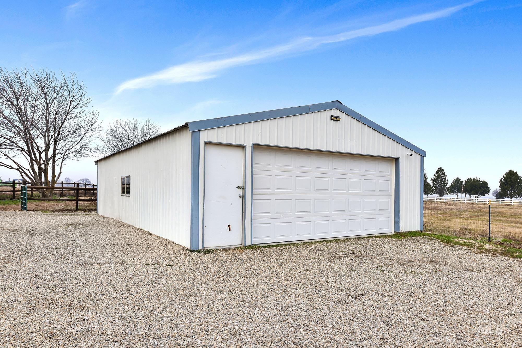 property viewer photo 38