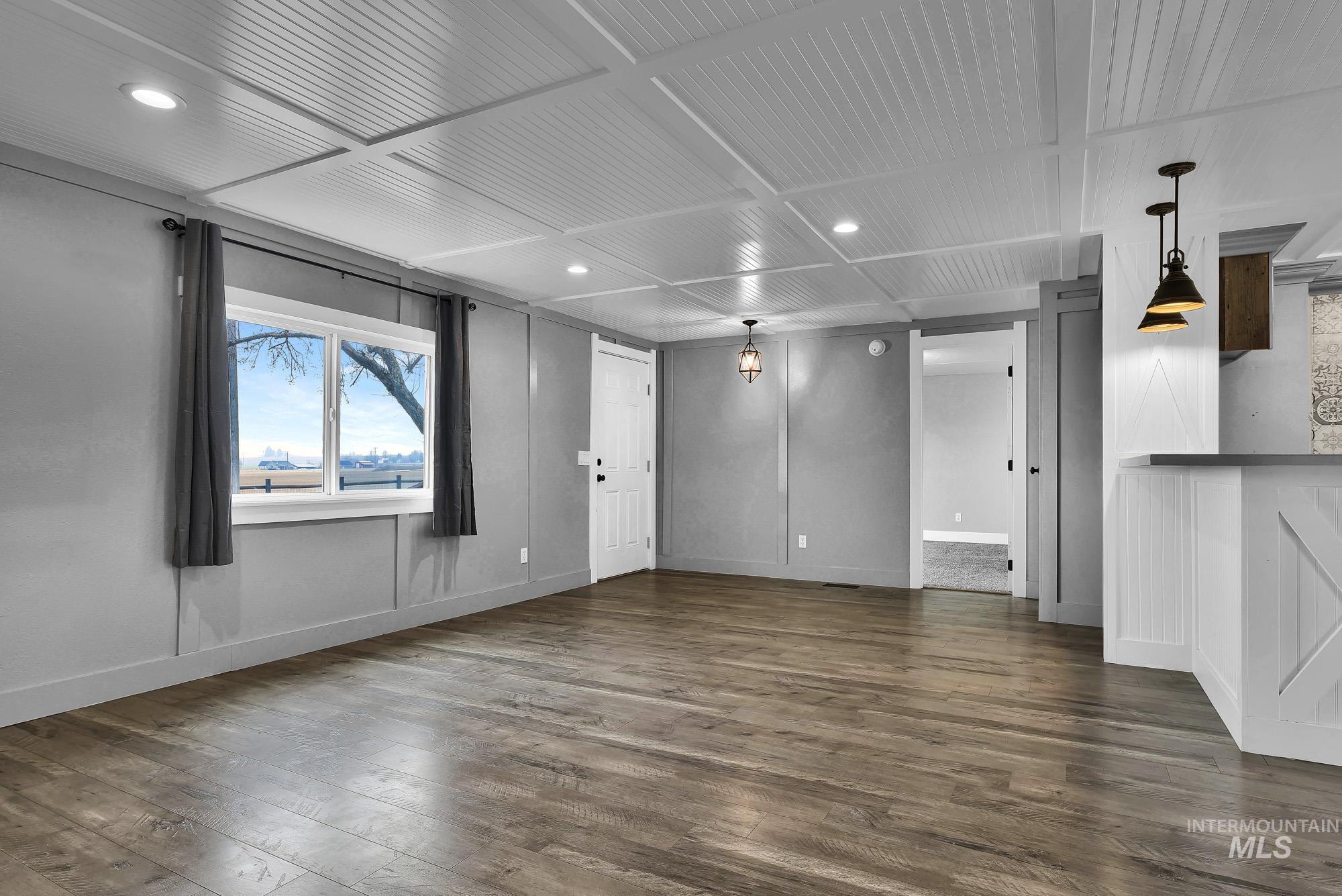 property viewer photo 5
