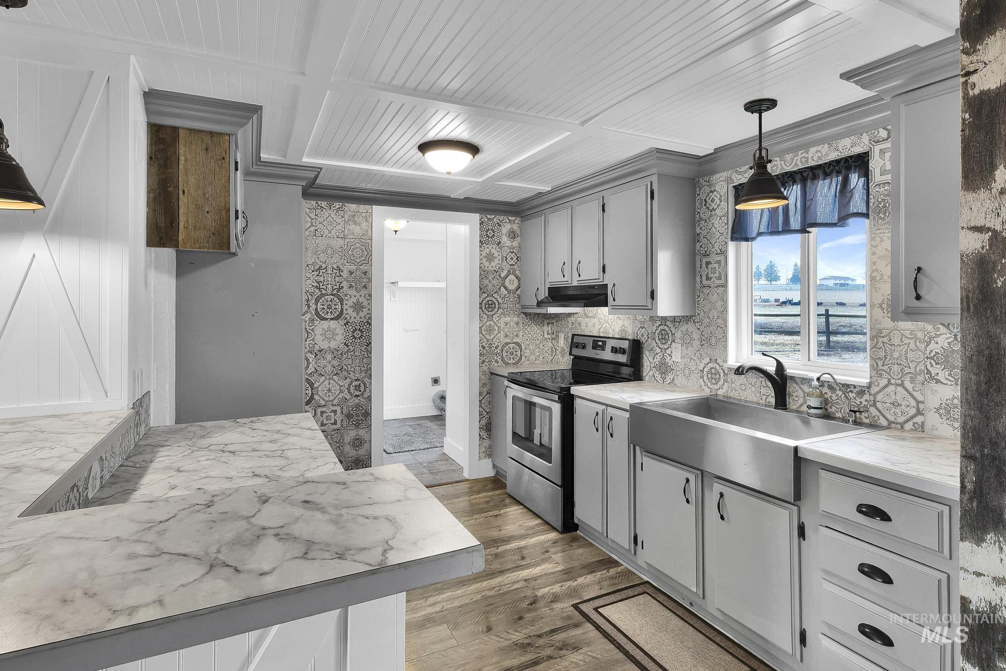 property viewer photo 6