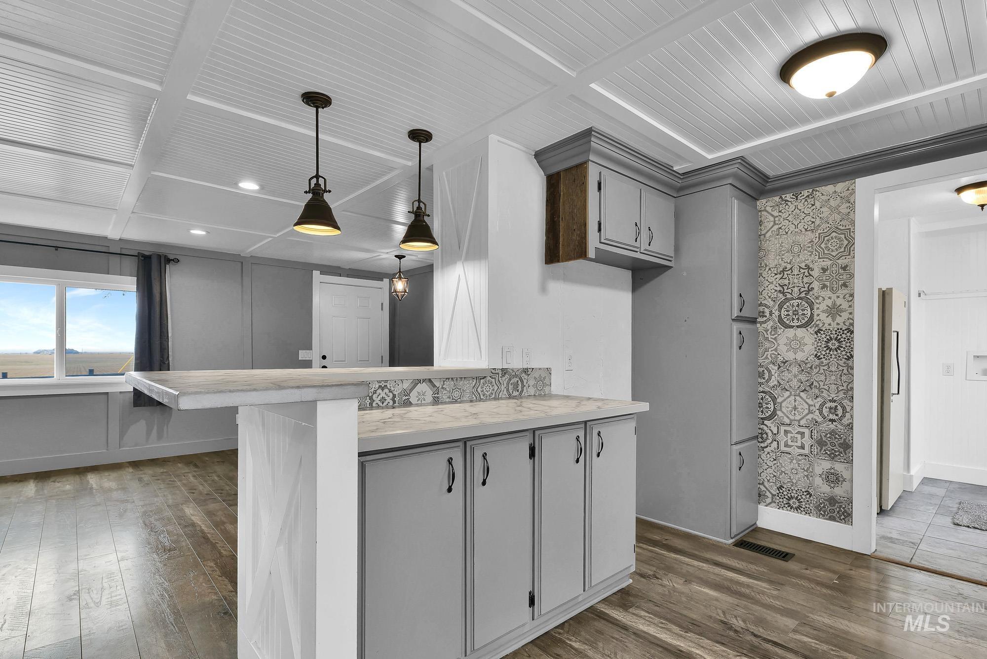 property viewer photo 8