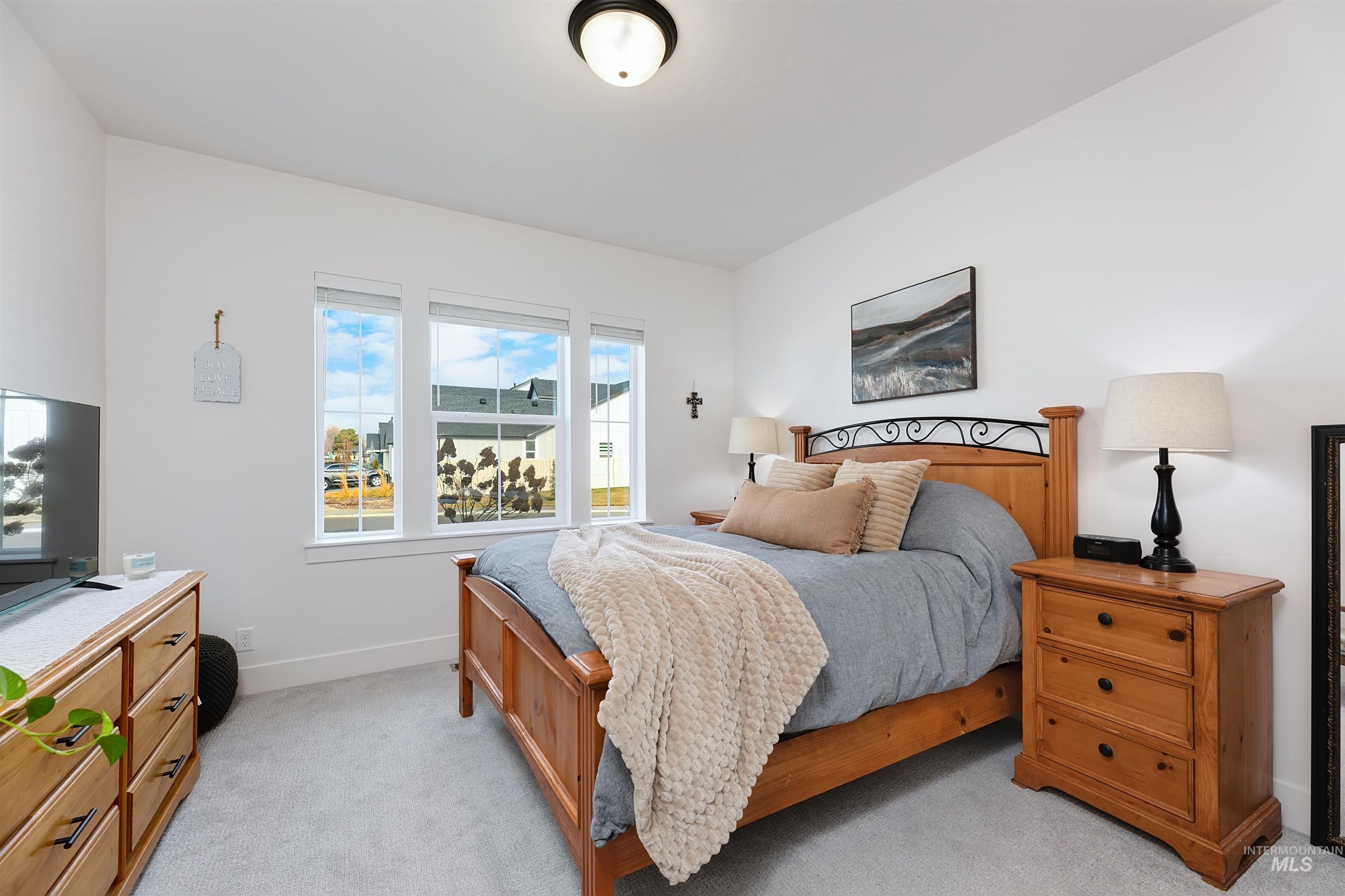 property viewer photo 23