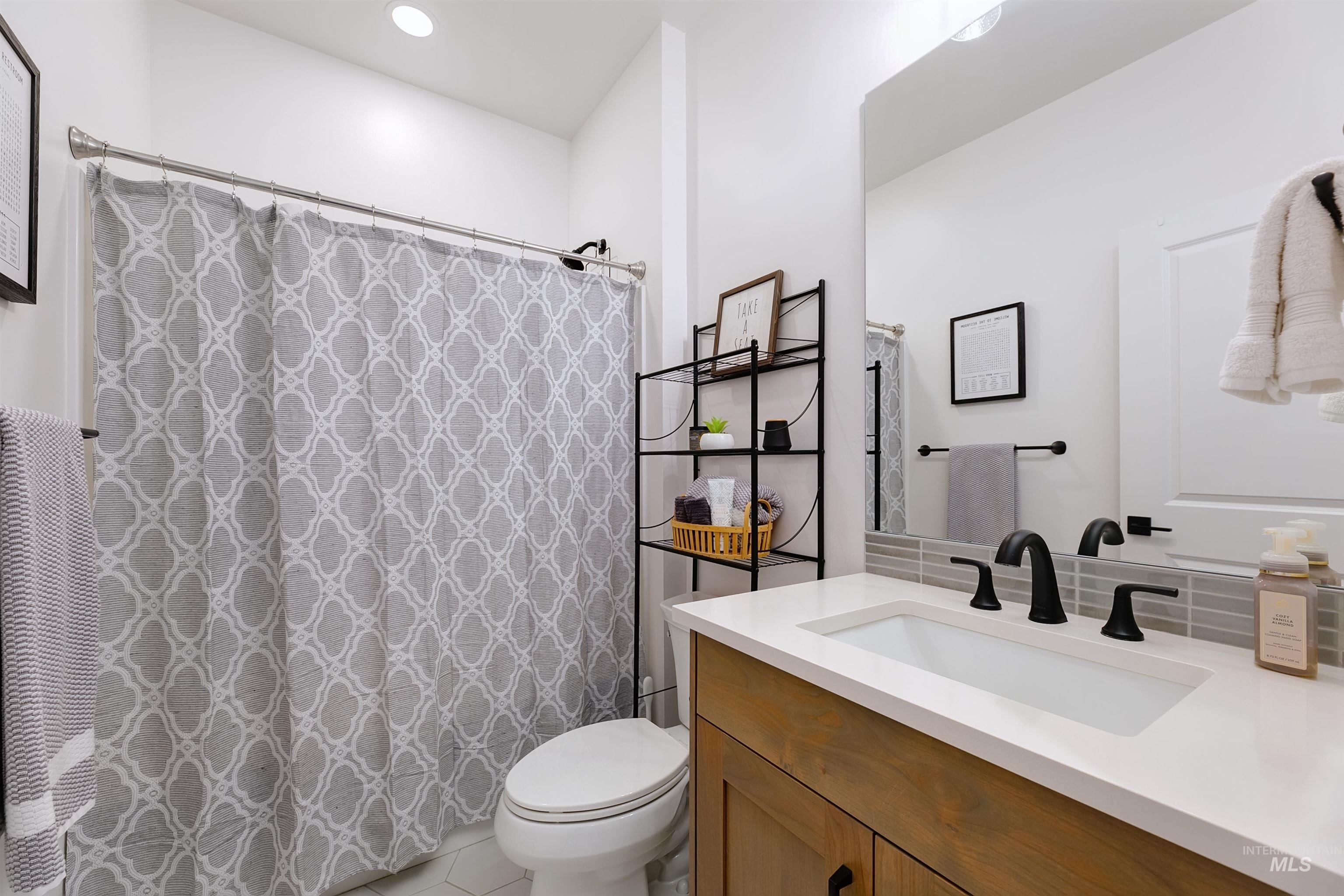 property viewer photo 24