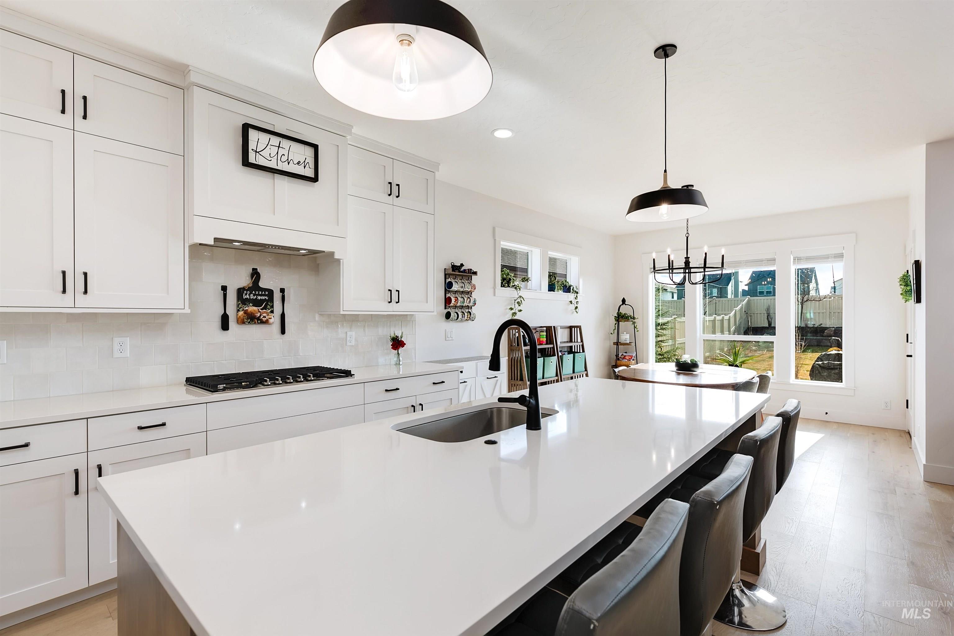property viewer photo 7