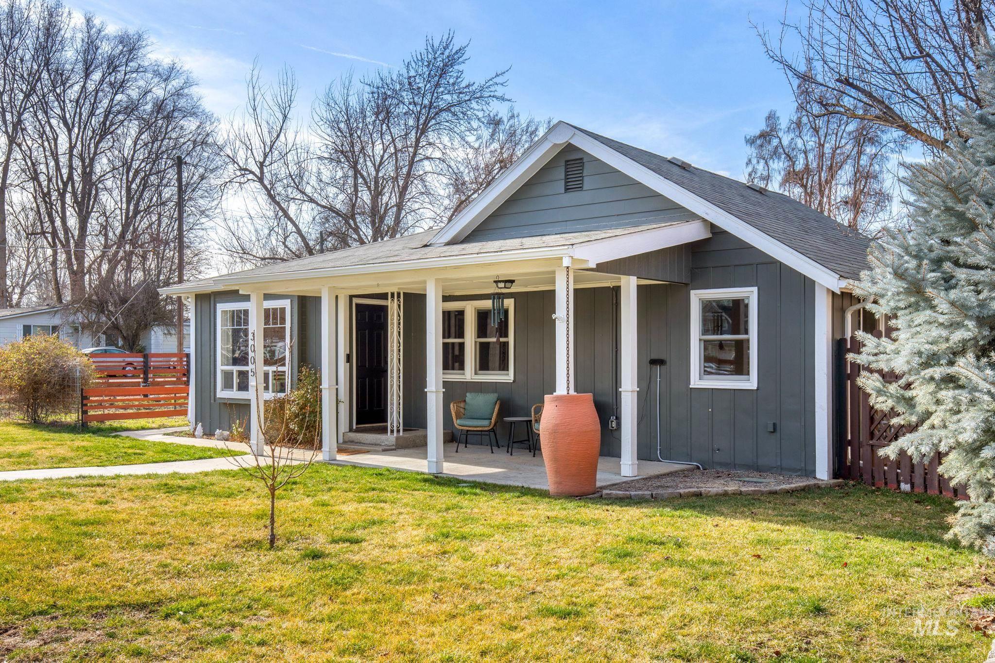 property viewer photo 2