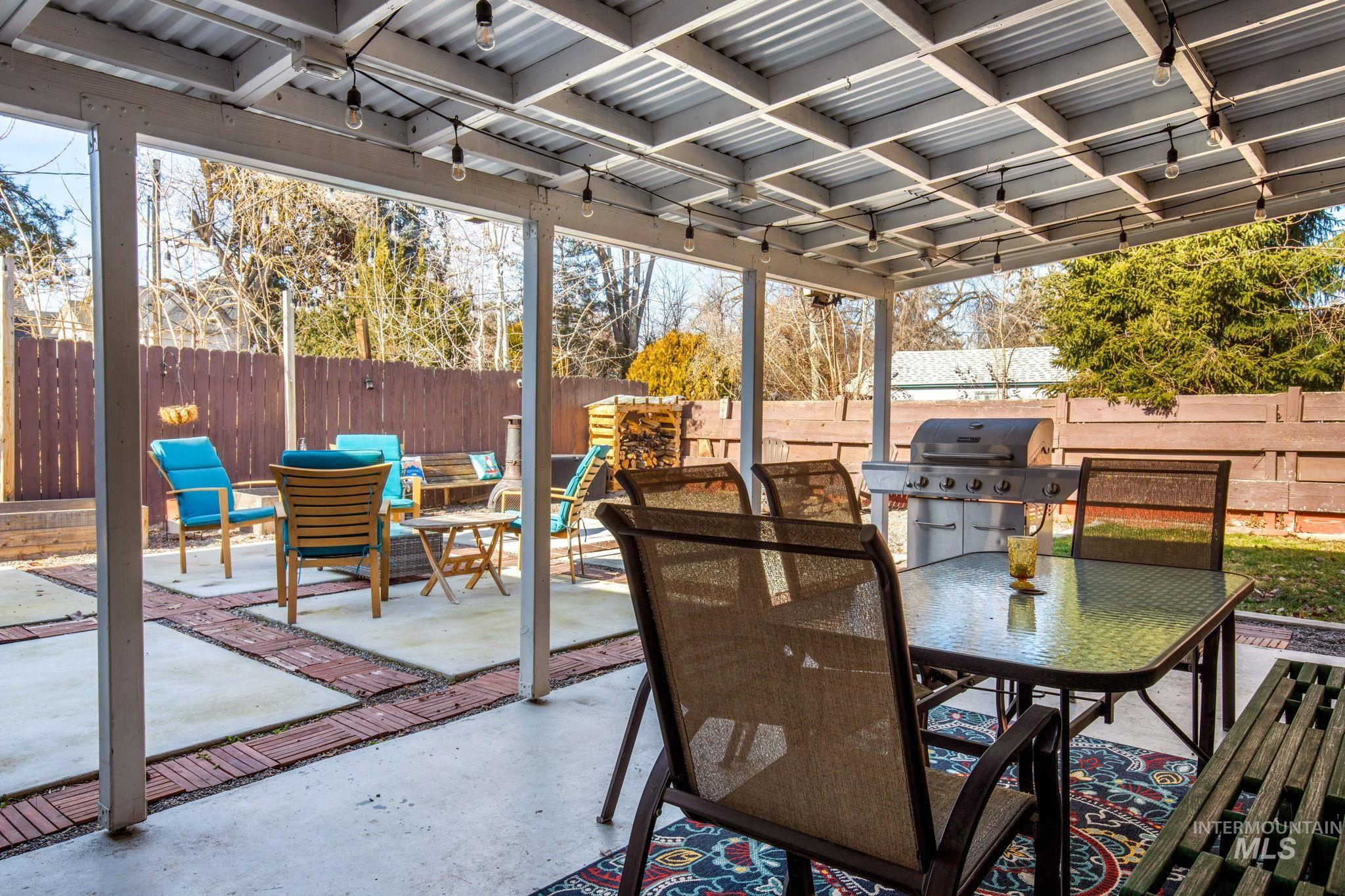 property viewer photo 24