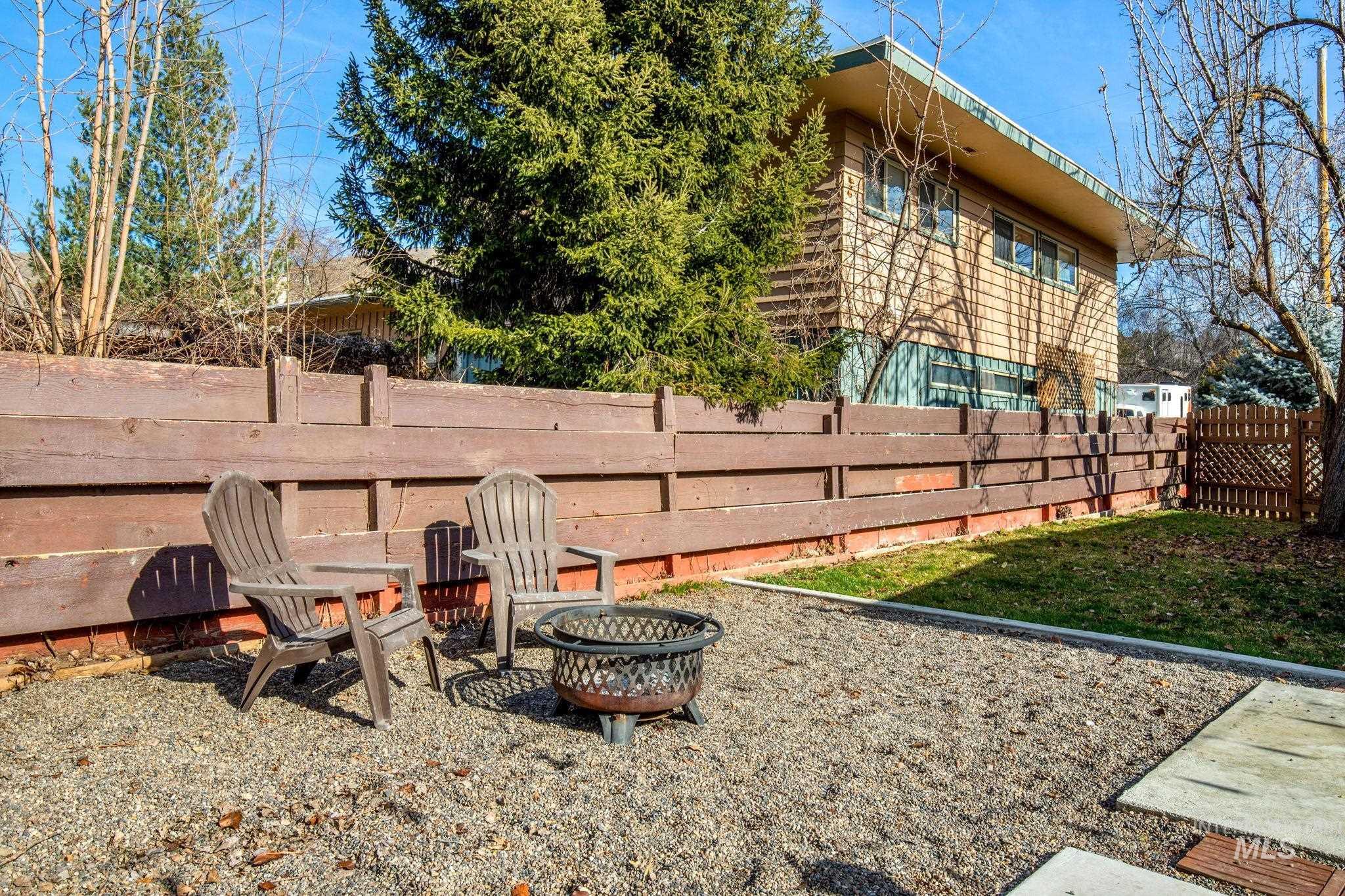 property viewer photo 27