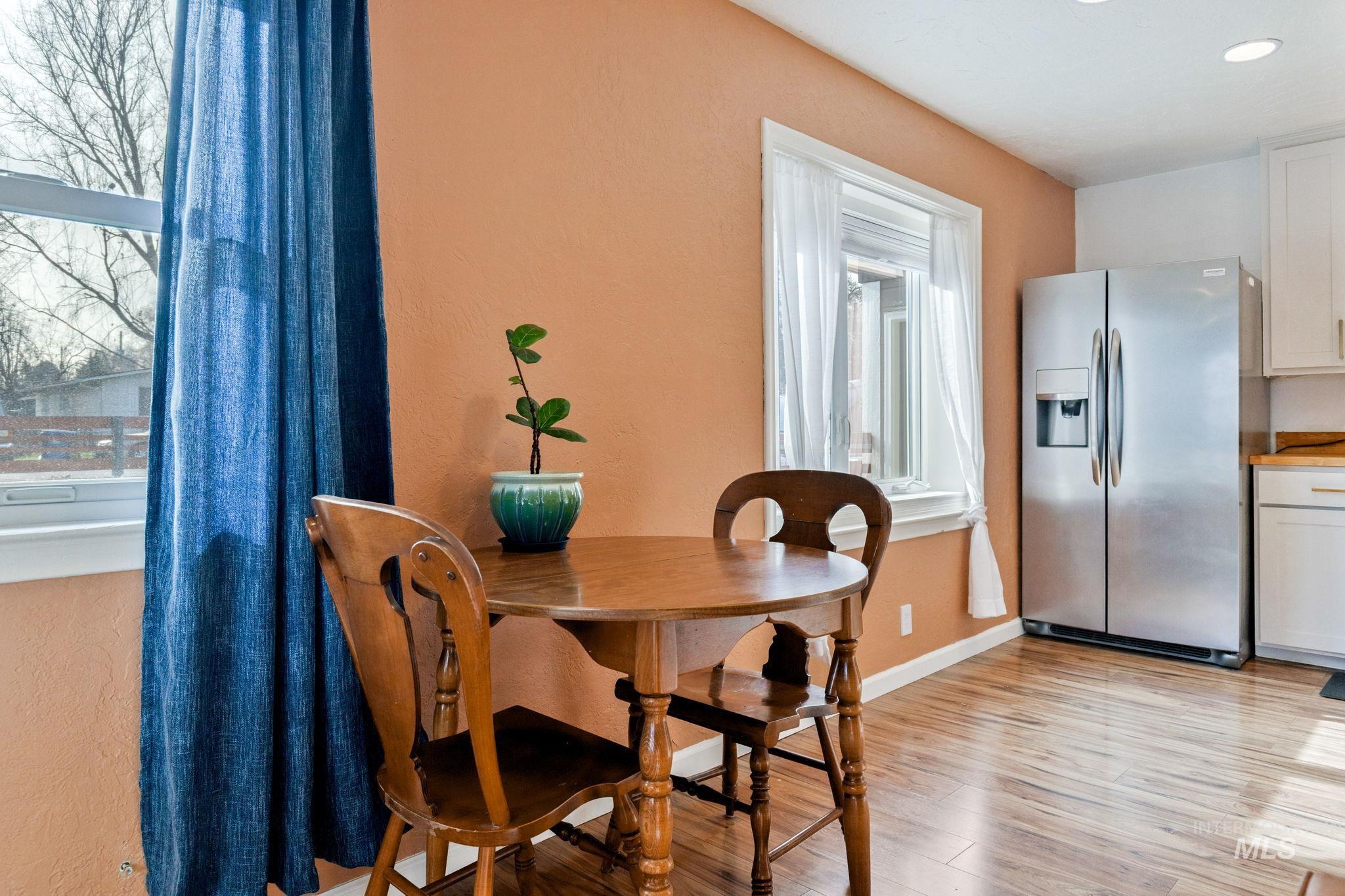 property viewer photo 9