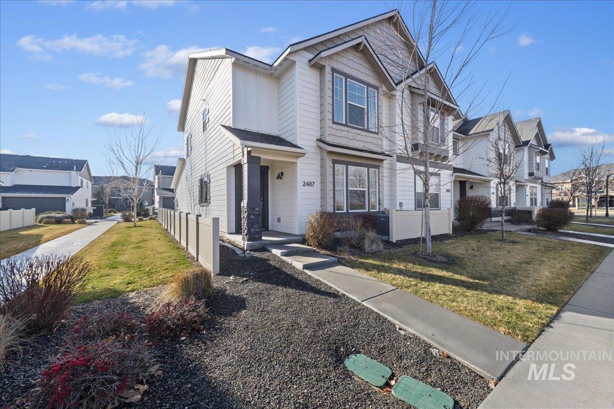 property viewer photo 1