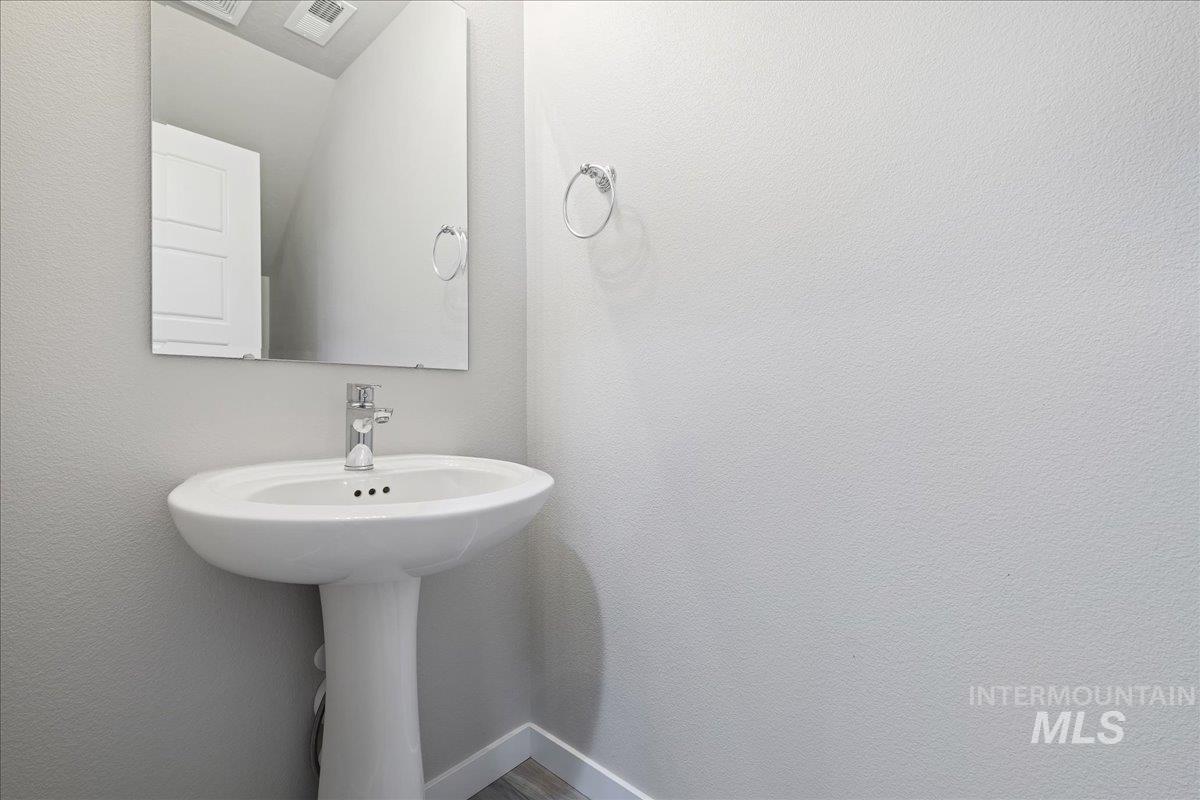 property viewer photo 16