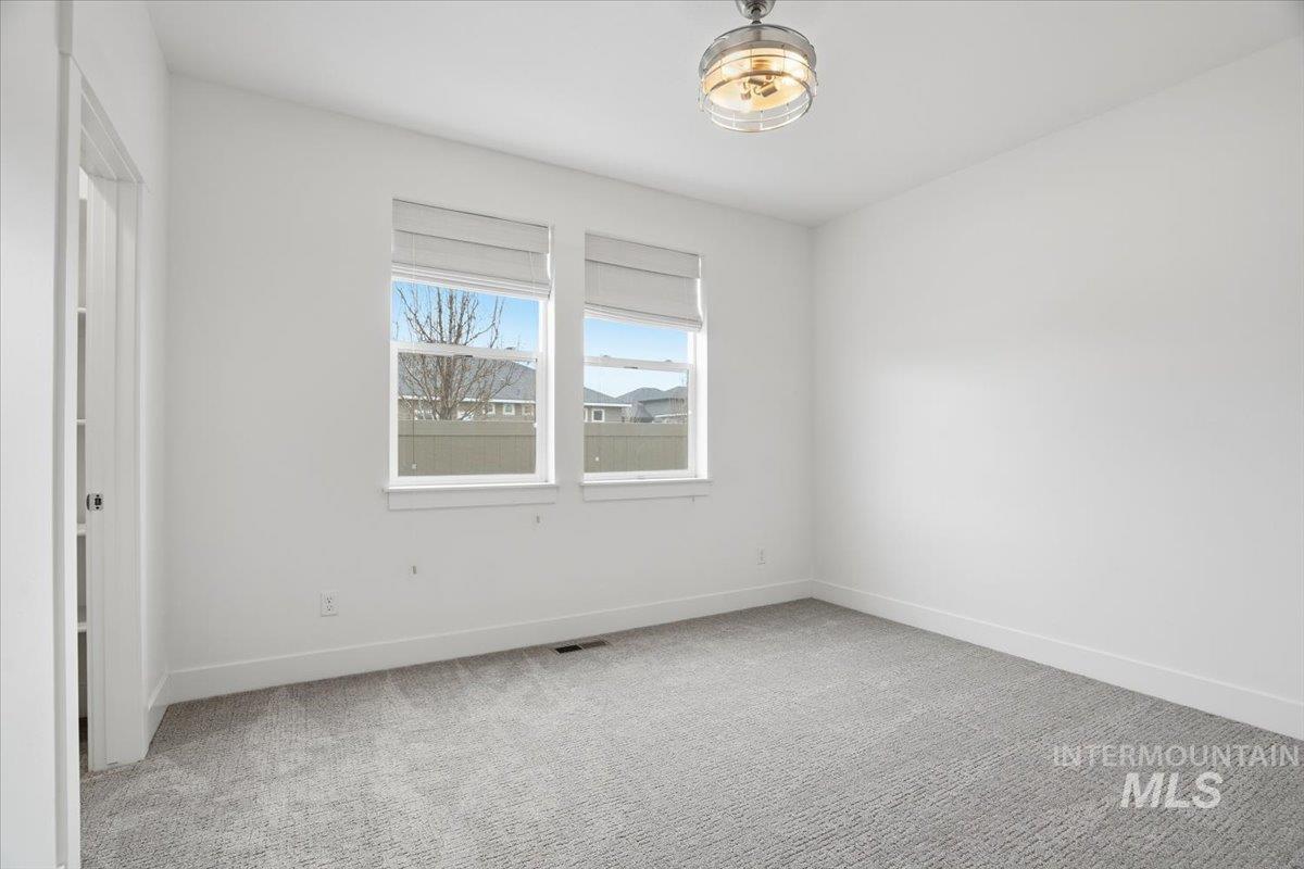 property viewer photo 13