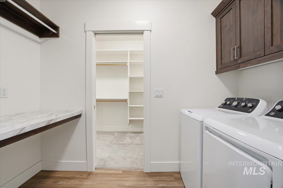 property viewer photo 16