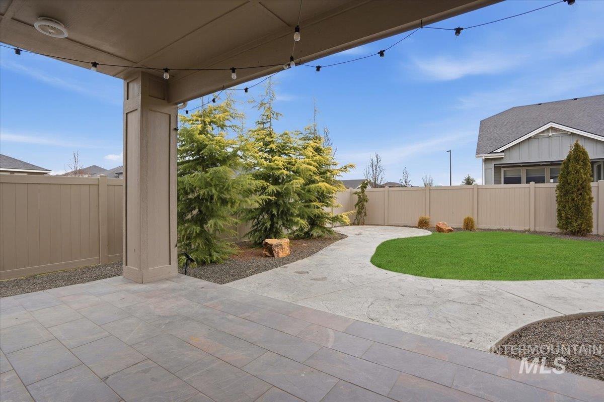 property viewer photo 19