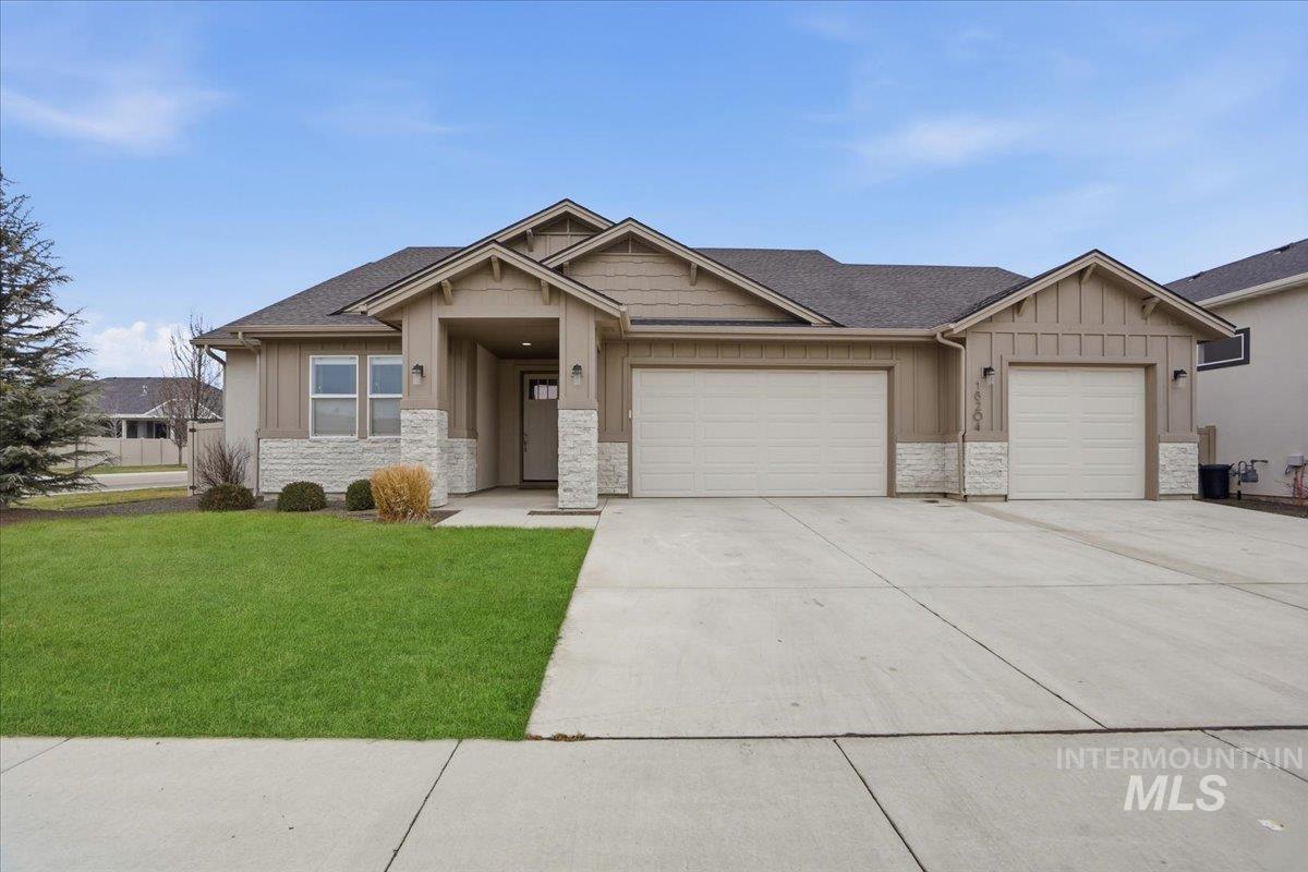 property viewer photo 25