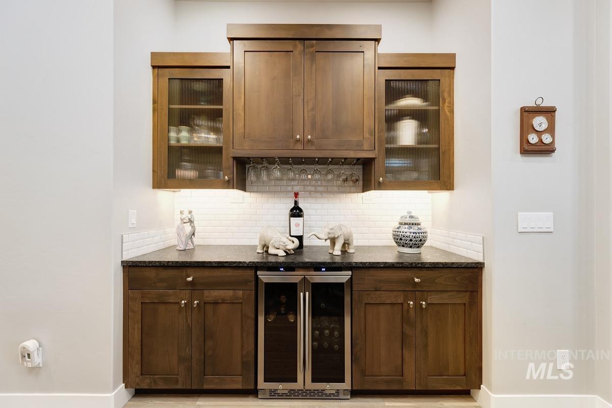 property viewer photo 12