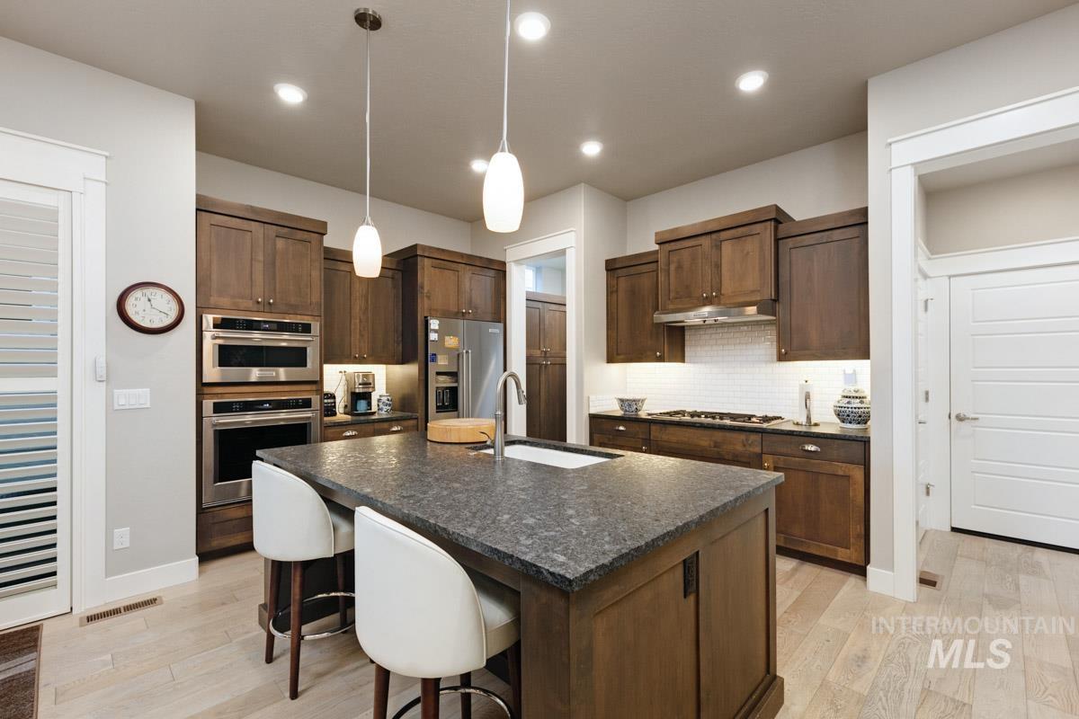property viewer photo 15
