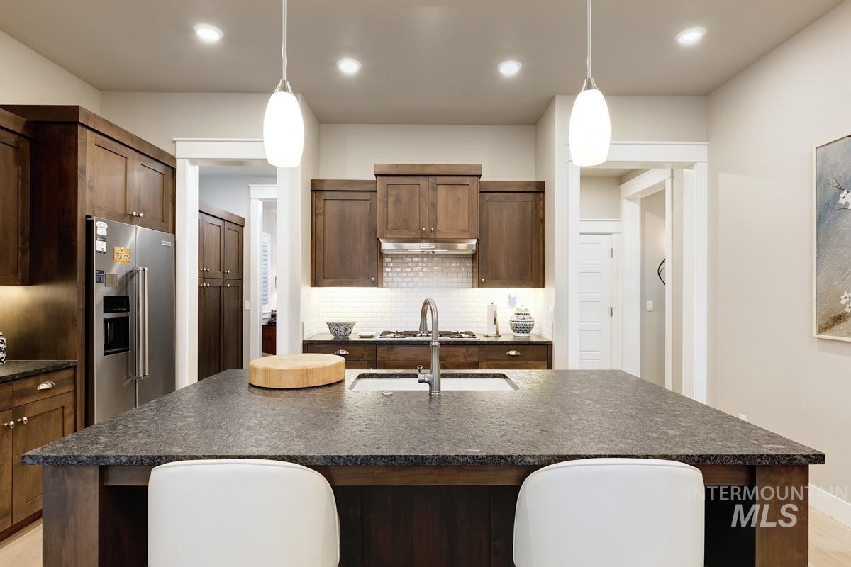 property viewer photo 16