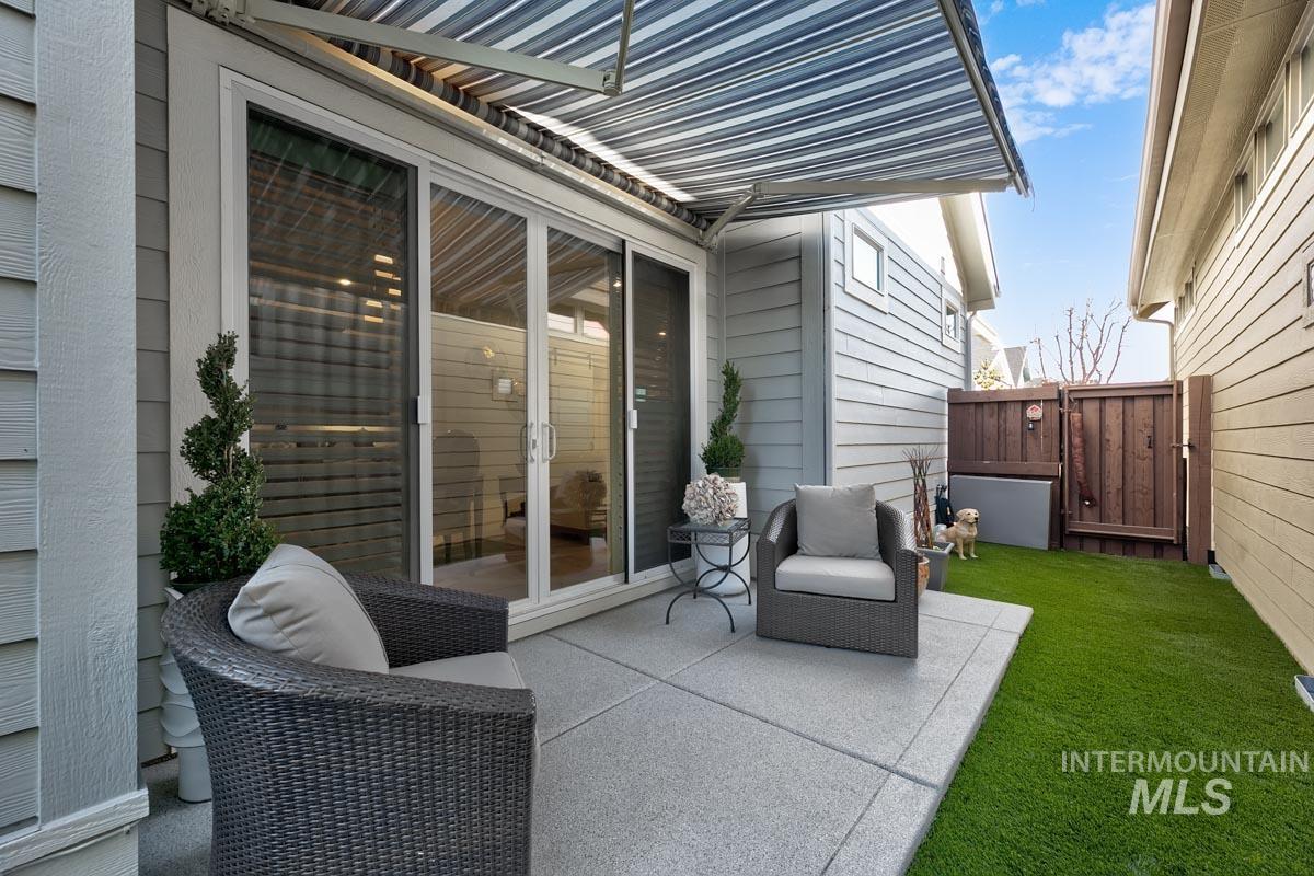 property viewer photo 19