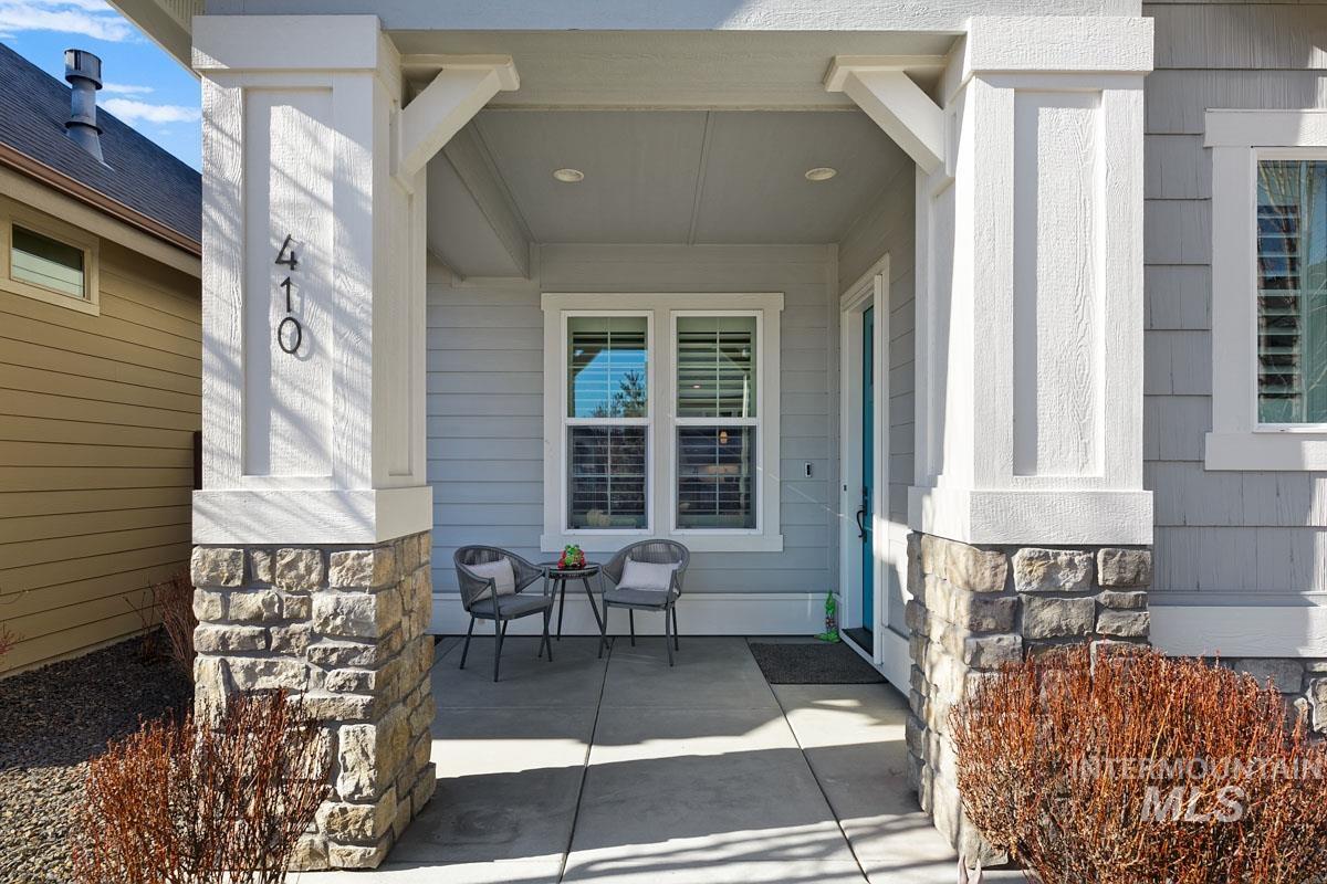 property viewer photo 2