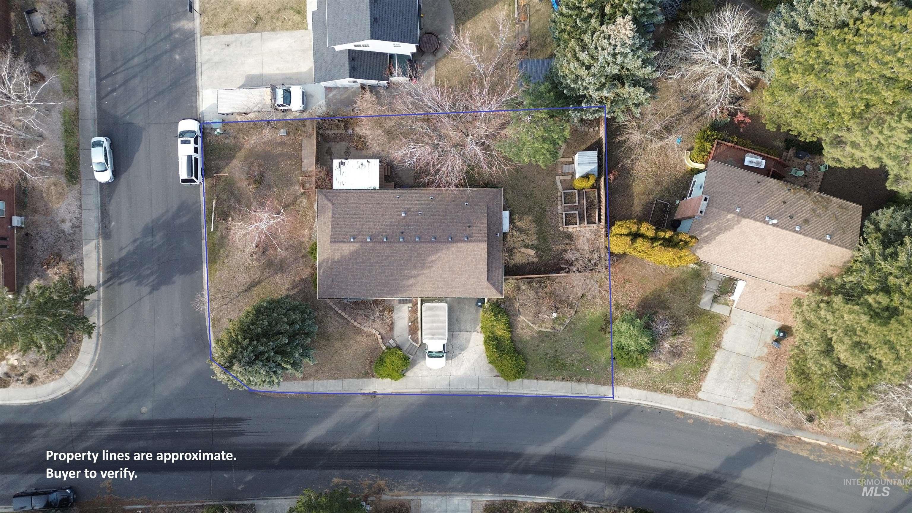 main property photo 45