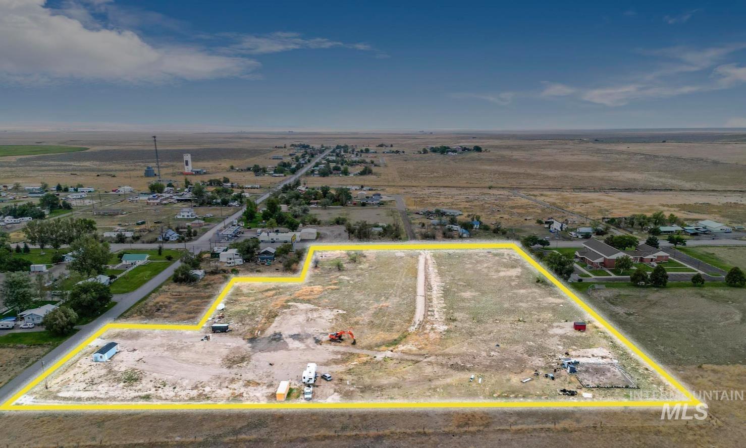 main property photo 4