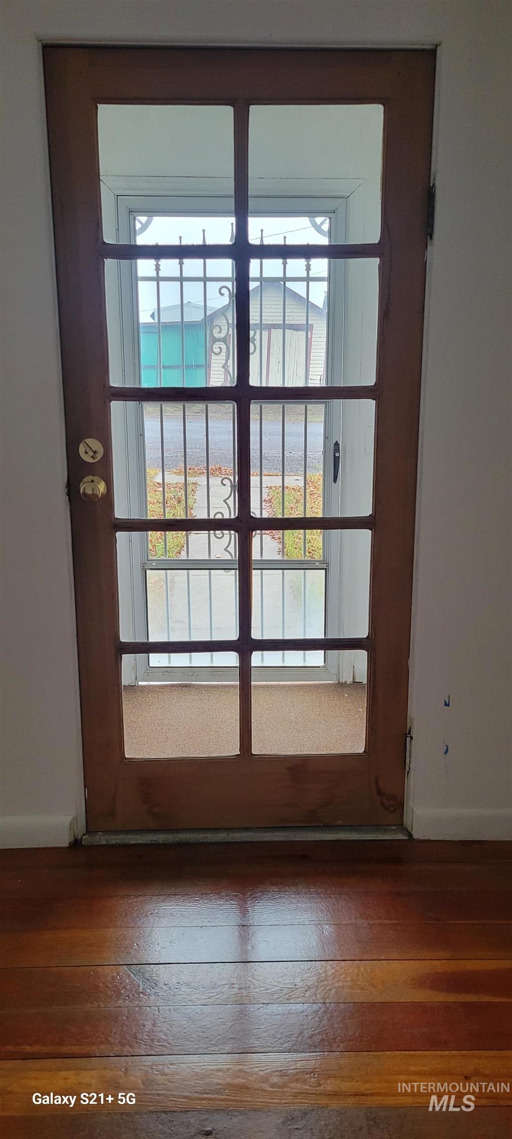 main property photo 13