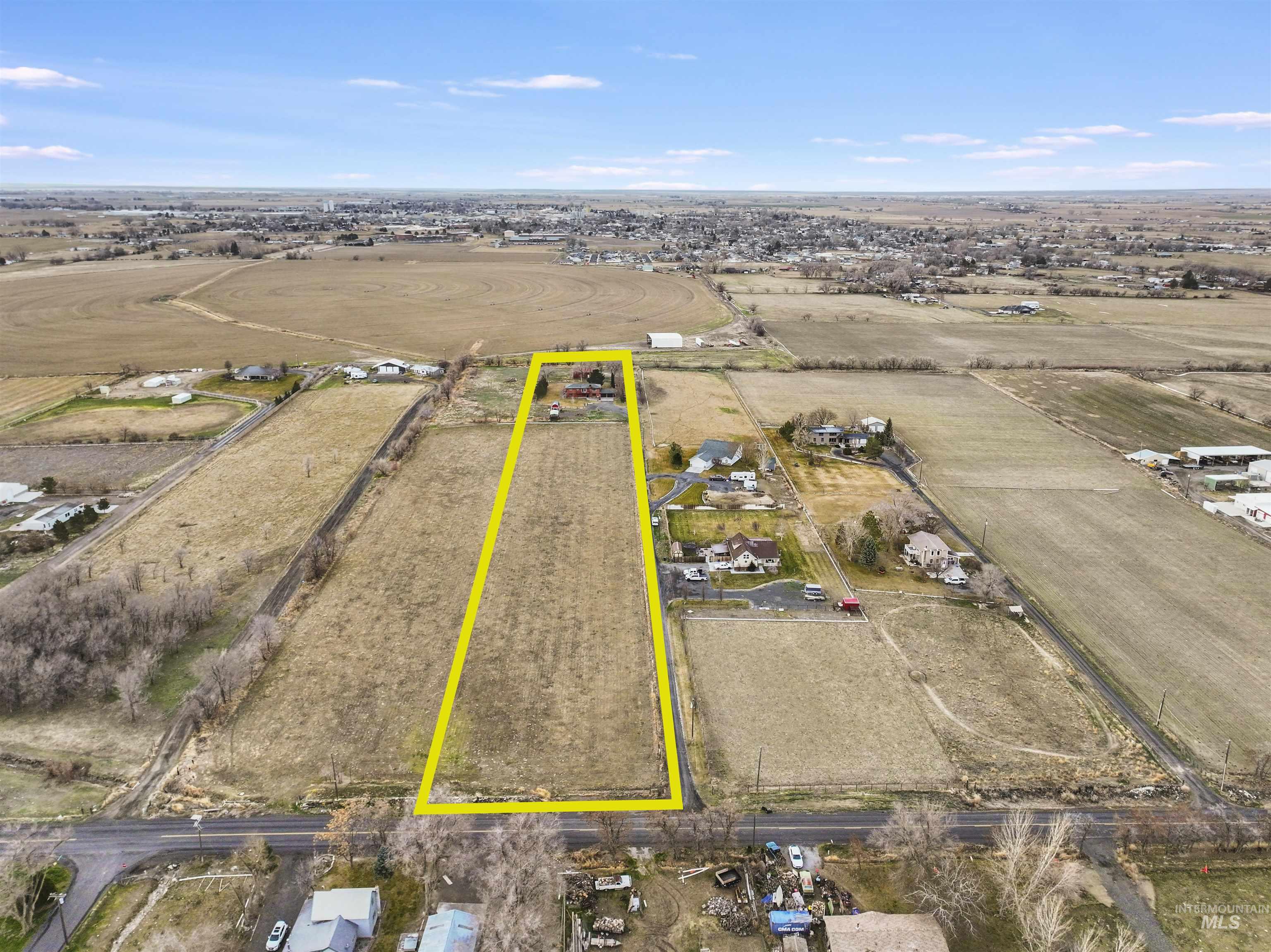 main property photo 35