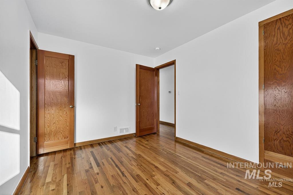 property viewer photo 10