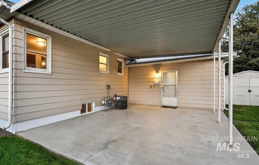 property viewer photo 25