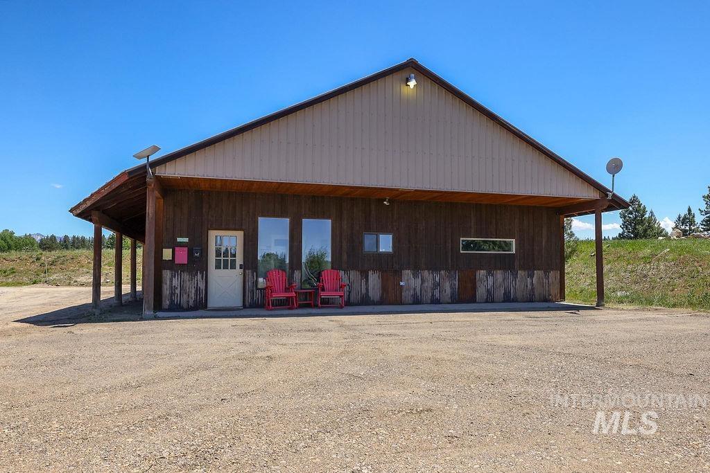main property photo 35