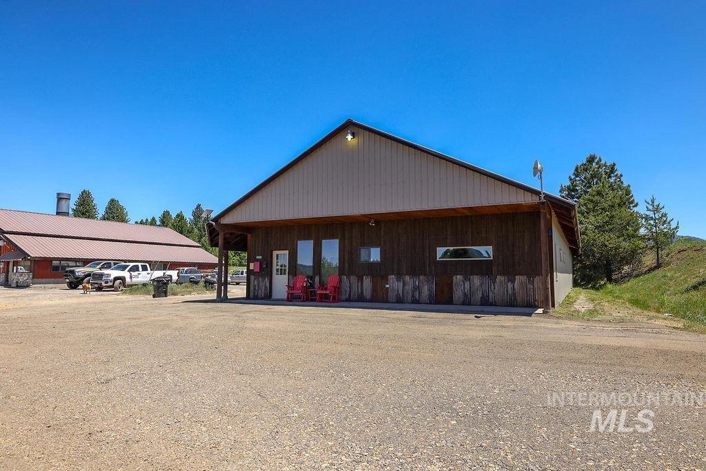 main property photo 38