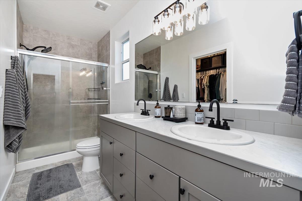 property viewer photo 20