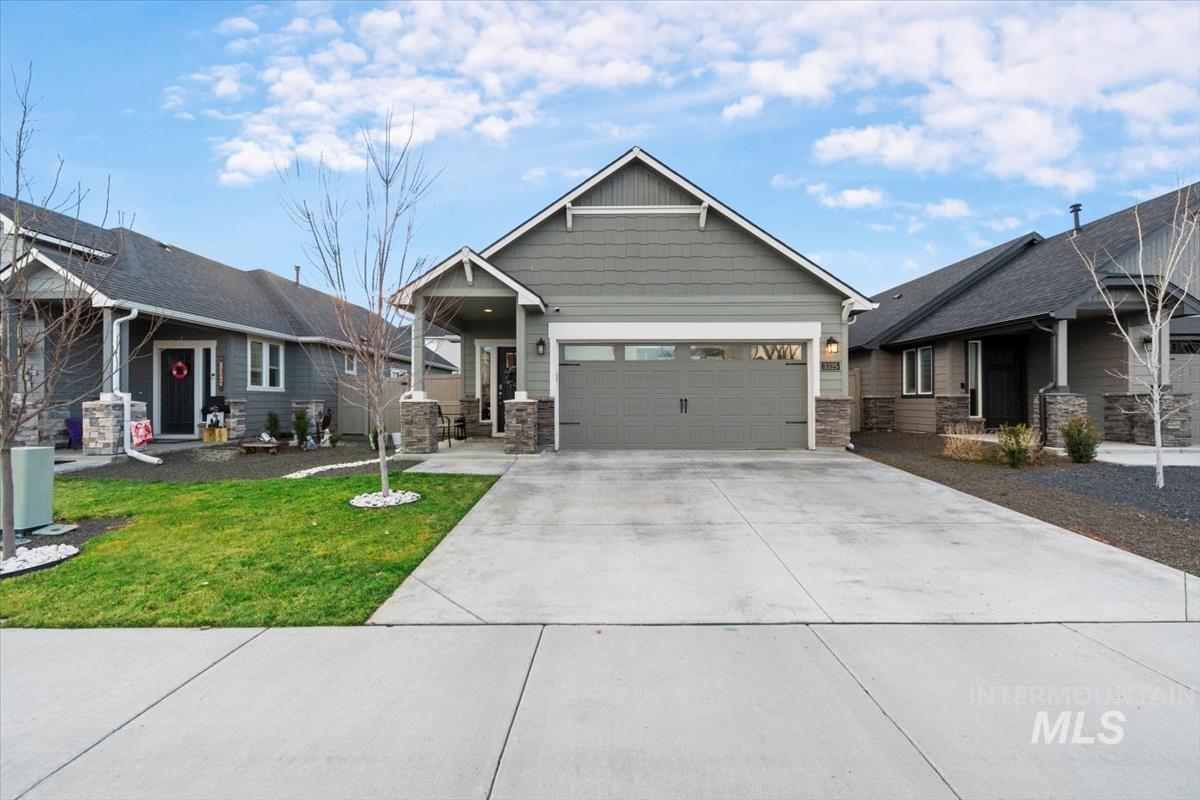 property viewer photo 3