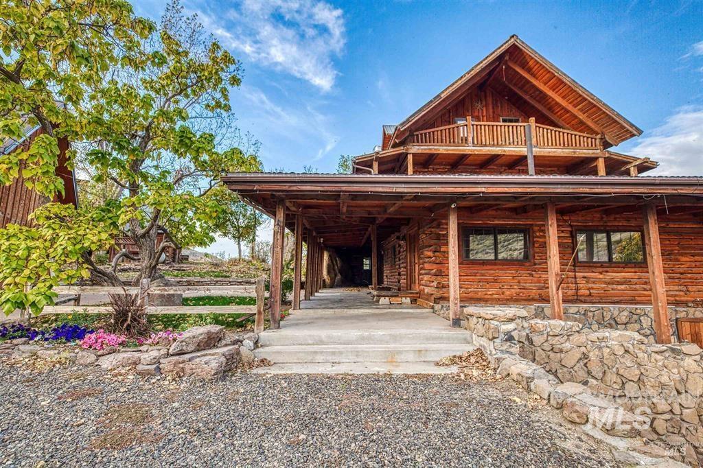 main property photo 10