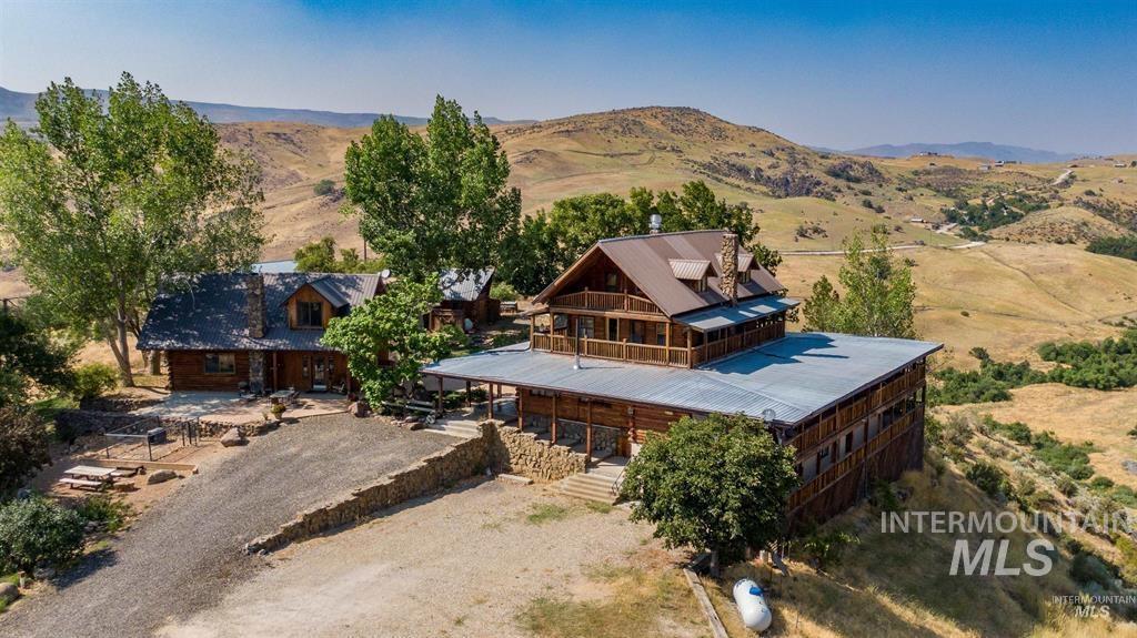 main property photo 9