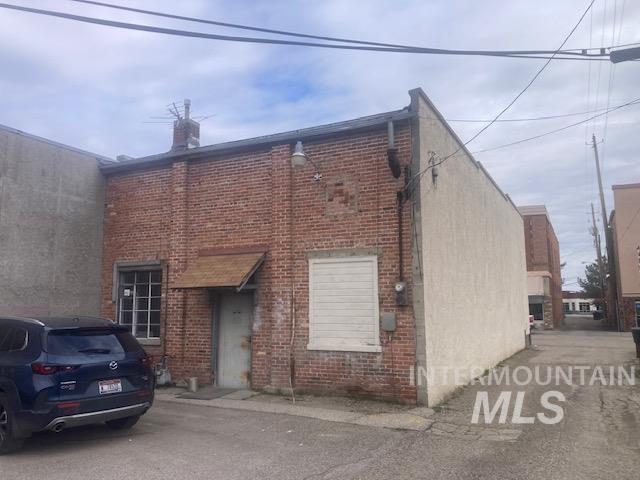main property photo 17