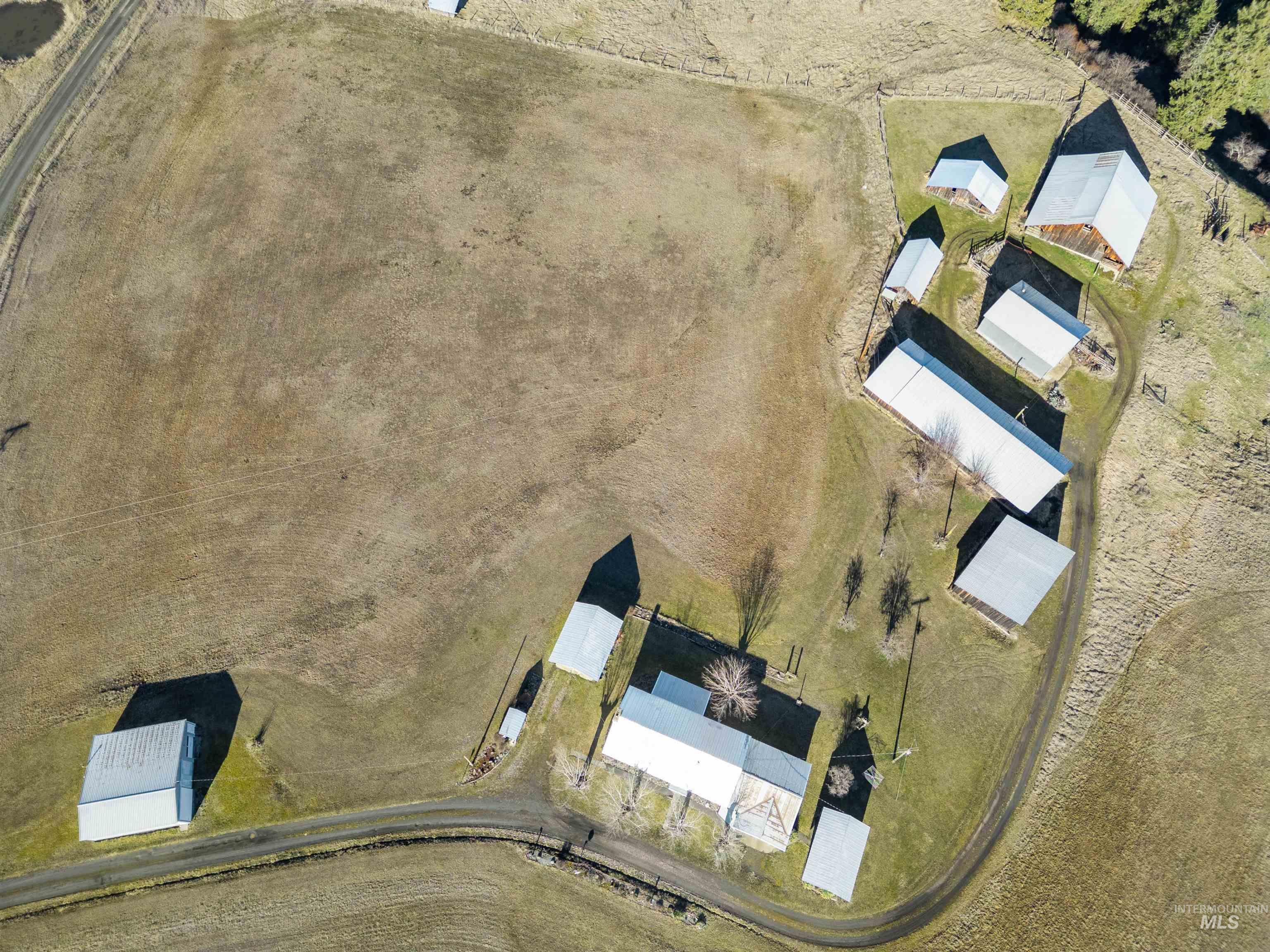 main property photo 47