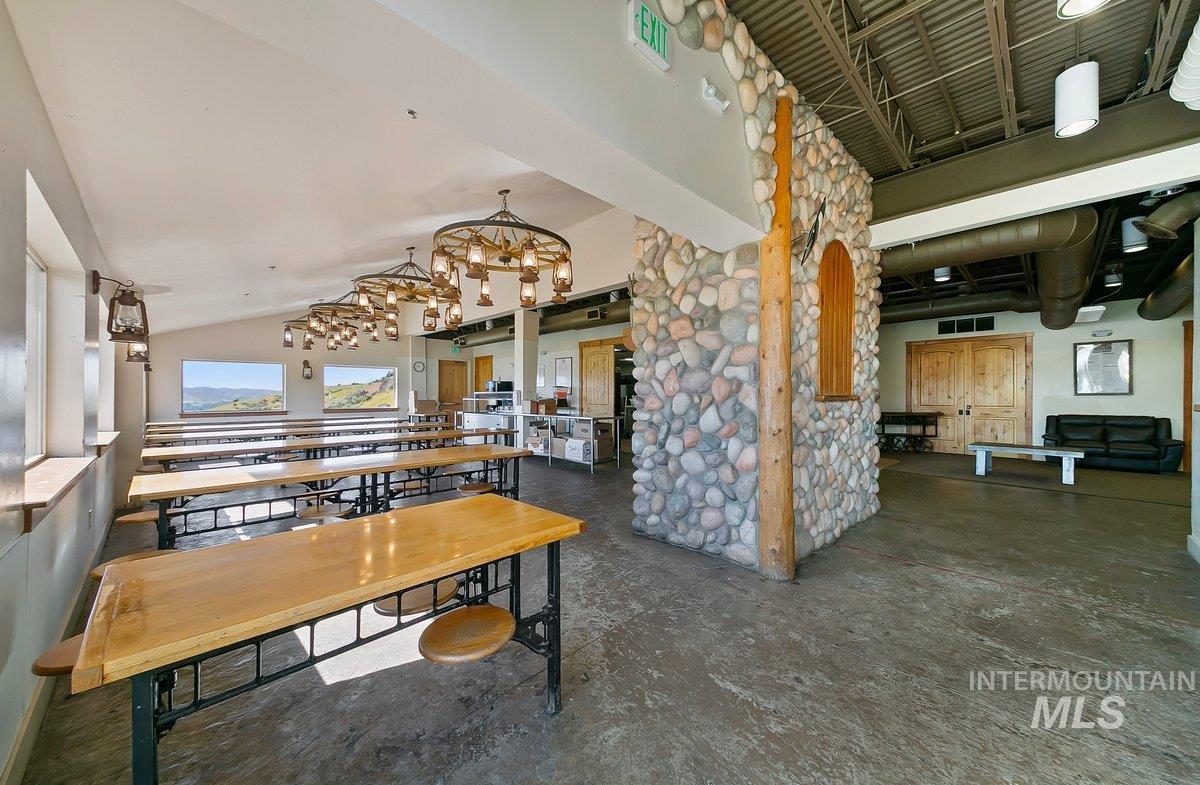 property viewer photo 10