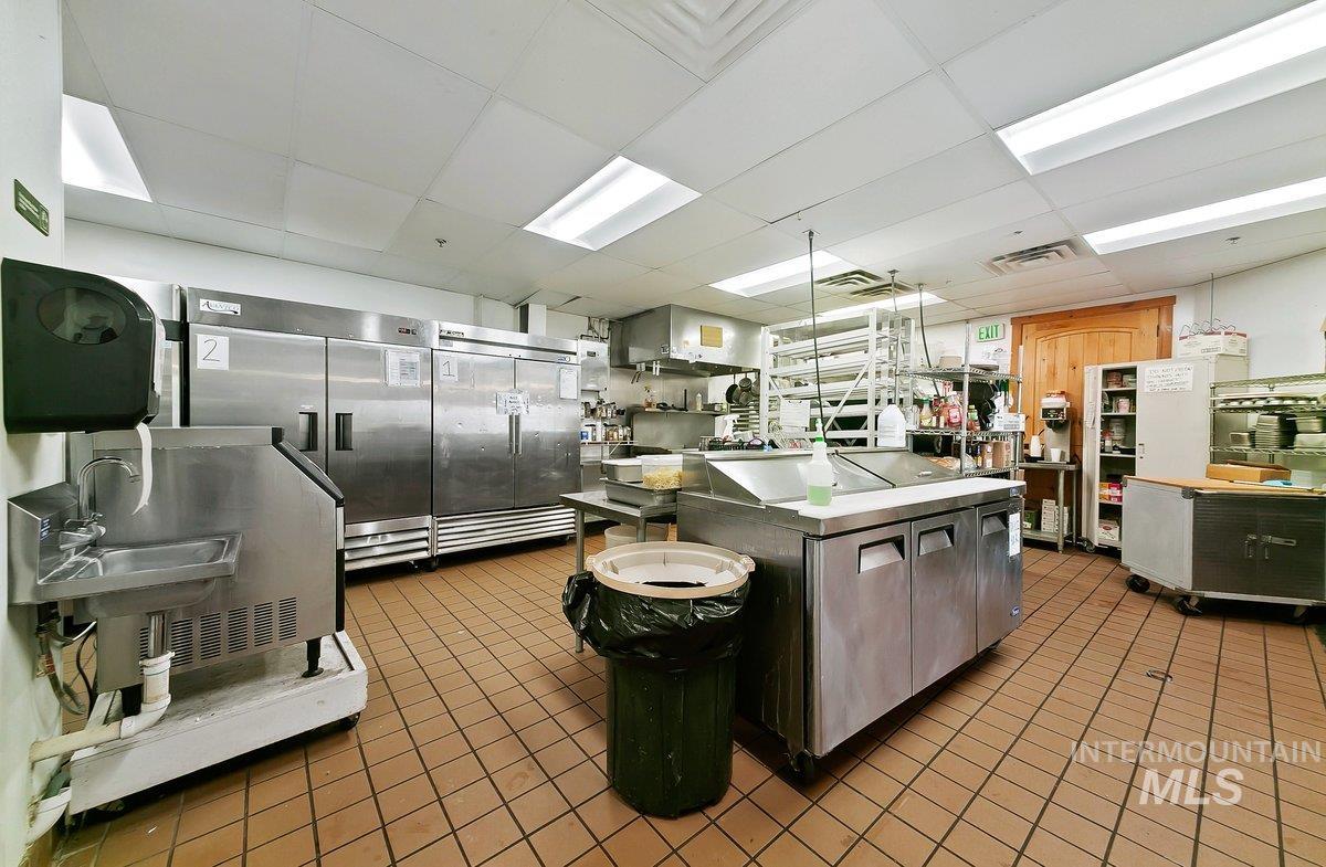 property viewer photo 12