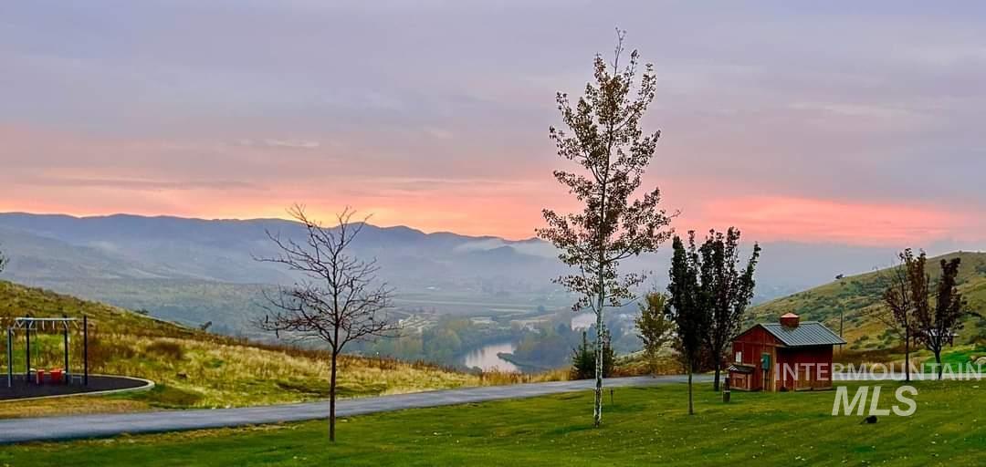 property viewer photo 23