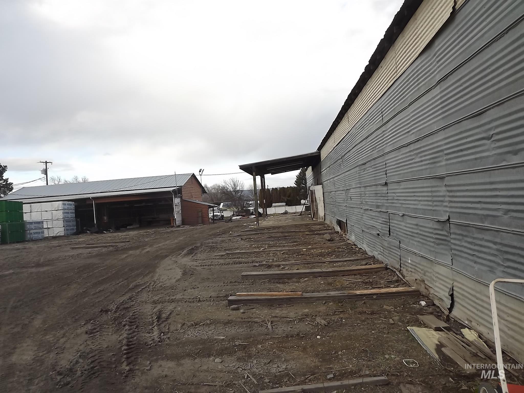 main property photo 21