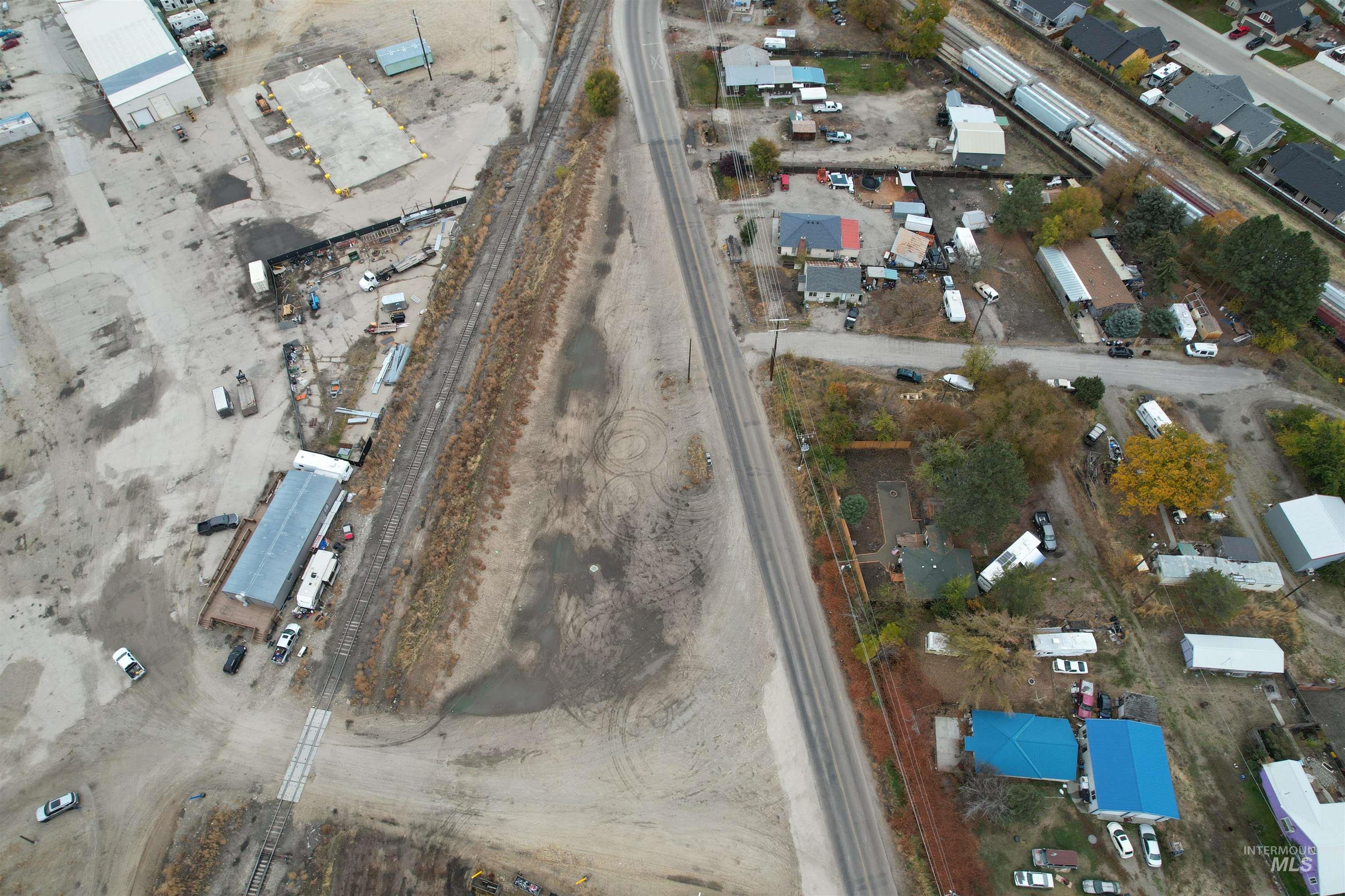 main property photo 10