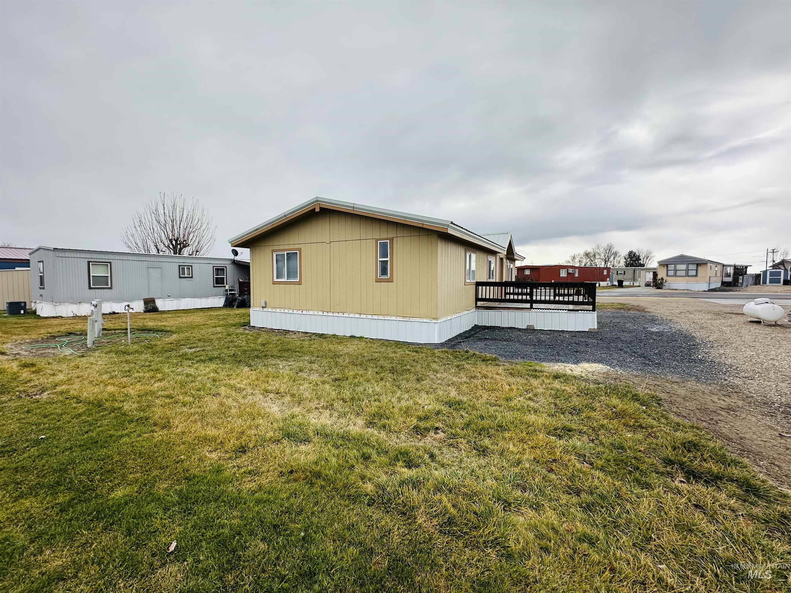 property viewer photo 18