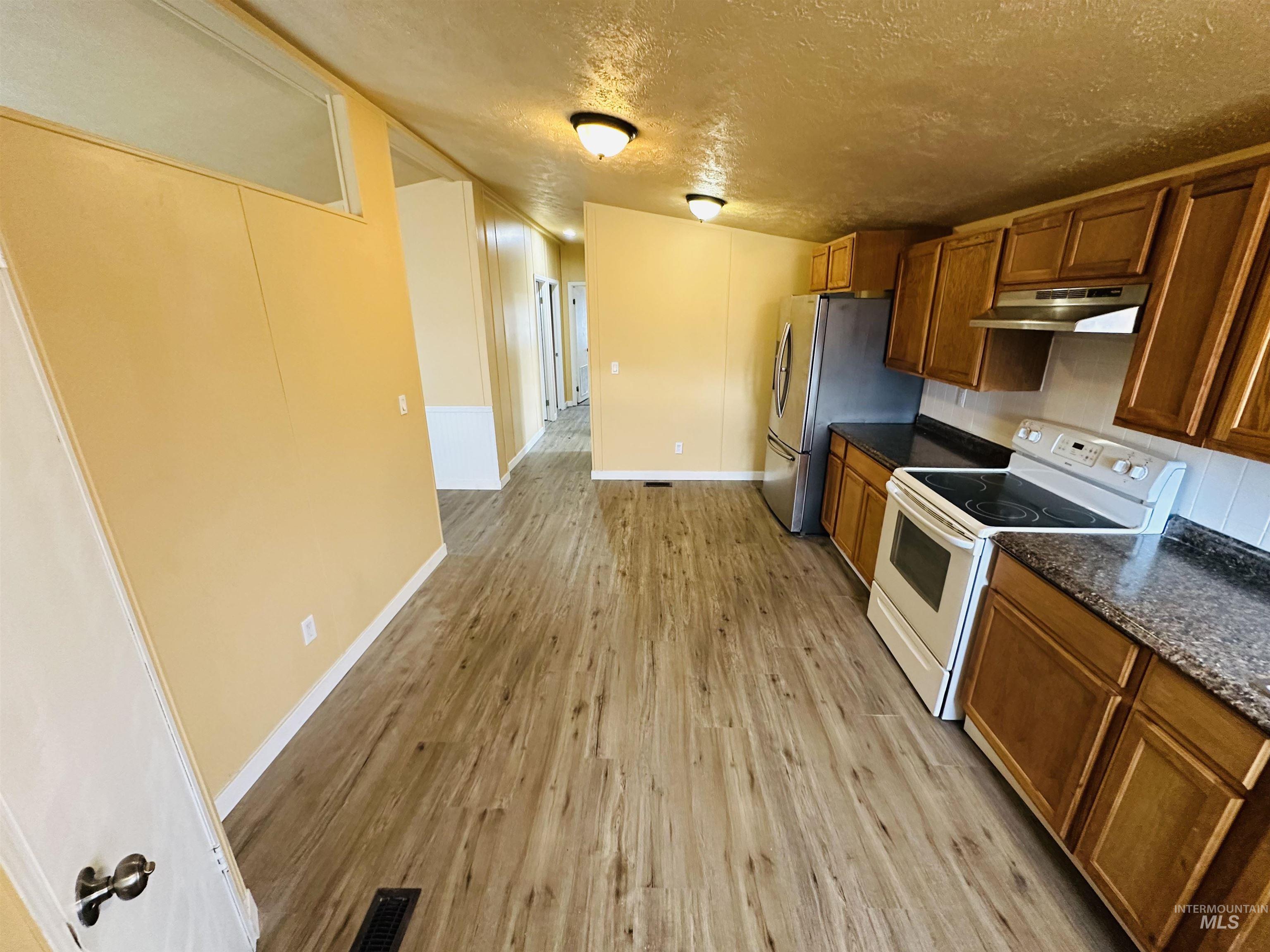 property viewer photo 5