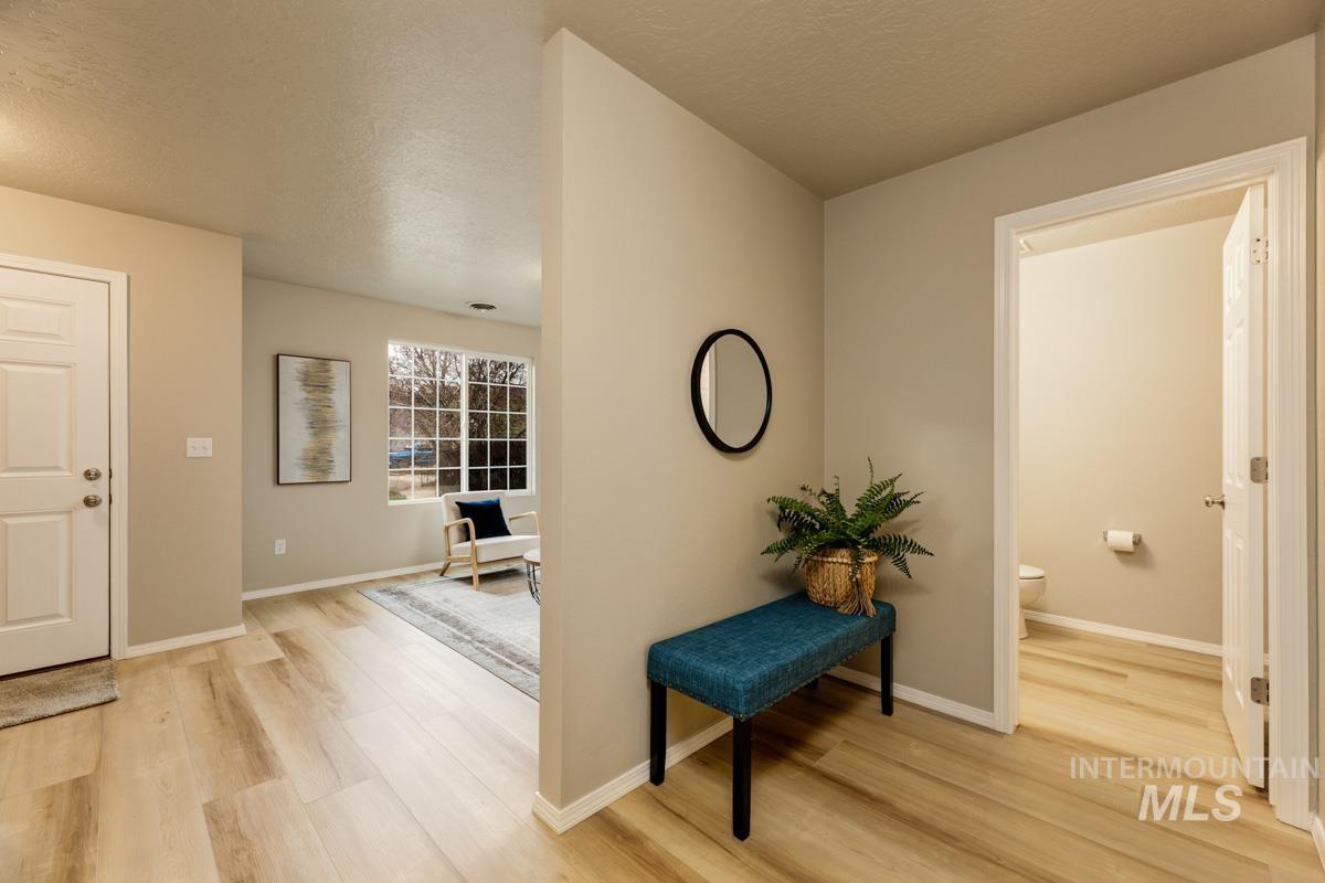 property viewer photo 1