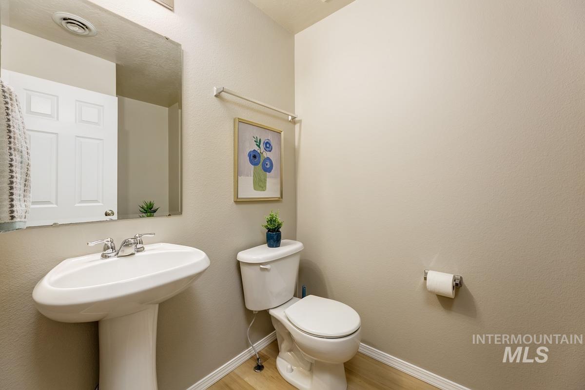 property viewer photo 12