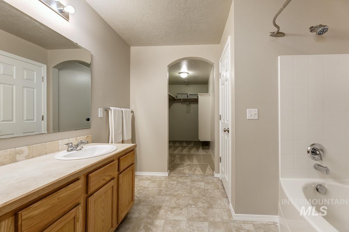 property viewer photo 17