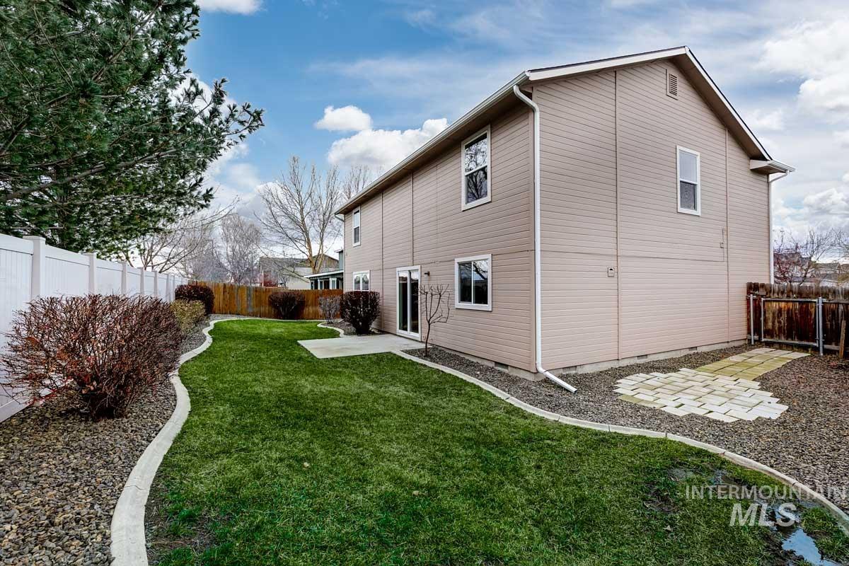 property viewer photo 25
