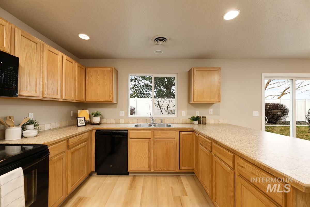 property viewer photo 8