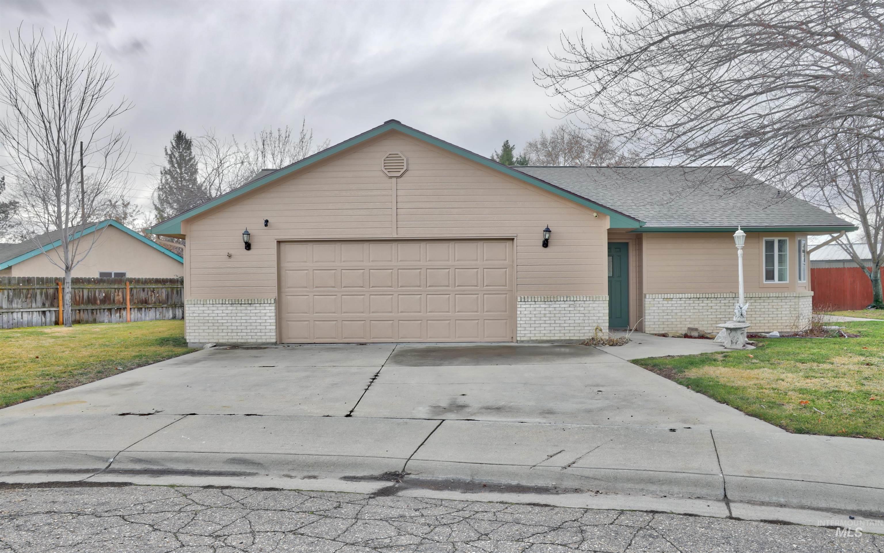 property viewer photo 1
